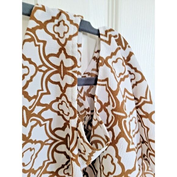 Chico's 2 Blouse Top Cold Shoulder Button Front‎ Brown/Off White SS - Picture 3 of 6